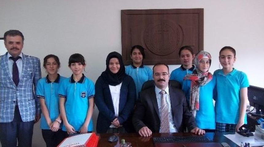 Cumhuriyet Ortaokulu &Ouml;ğrencileri Adalet Sarayını Ziyaret Etti