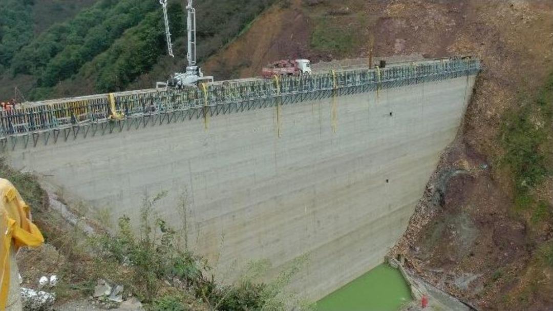 Ak&ccedil;akoca Sarıyayla Barajının Bitmesine 12 Metre Kaldı