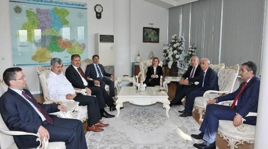 Ak Parti Grup Başkan Vekili Aydın&rsquo;dan, Başkan &Ccedil;akır&rsquo;a Ziyaret