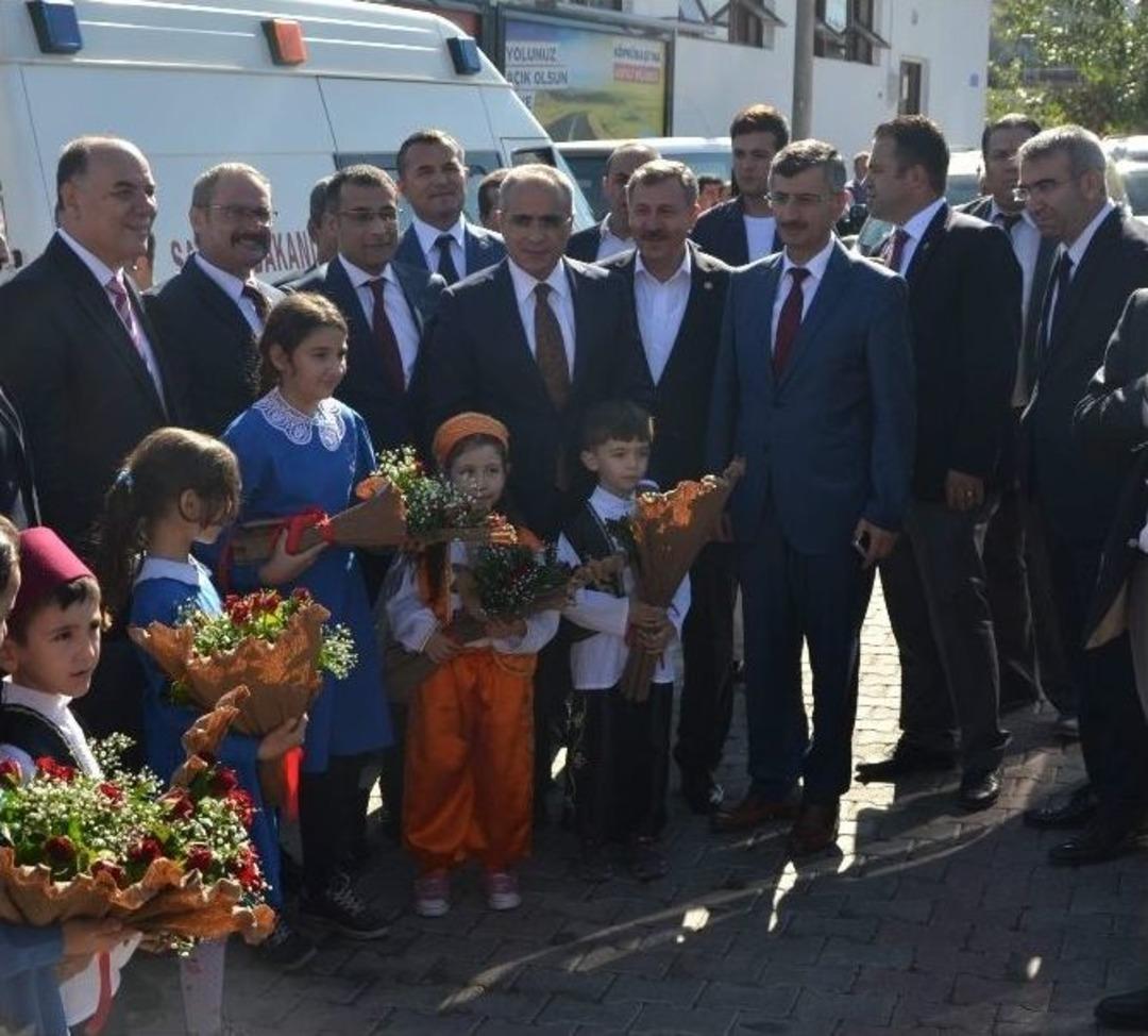 Bakan Top&ccedil;u, Manisa&rsquo;da Temel Atma T&ouml;renine Katıldı
