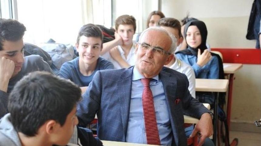 39 Yıl Sonra Yine Aynı Sırada