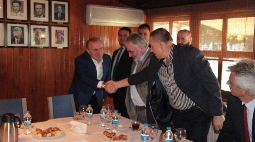 Ak Parti Milletvekili Babuşcu, Kadık&ouml;y&rsquo;de Mali M&uuml;şavirler İle Bir Araya Geldi