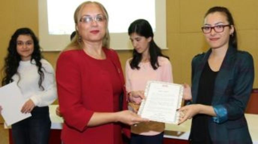 Fakülte Birincilerine Yök’ten Kutlama Belgesi