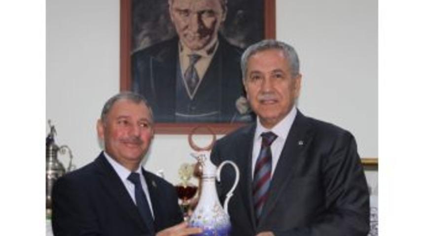 Kestel Belediye Başkanı Yener Acar Silahlı Saldırıya Uğradı