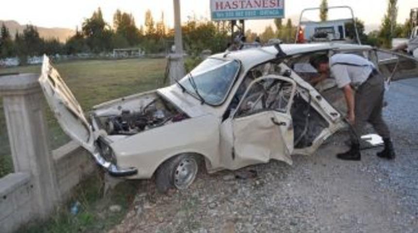 Ortaca&rsquo;da Trafik Kazası; 2 Yaralı