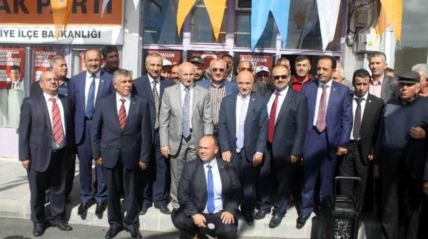 Ak Partili Adaylar Se&ccedil;im &Ccedil;alışmalarına Hız Verdi