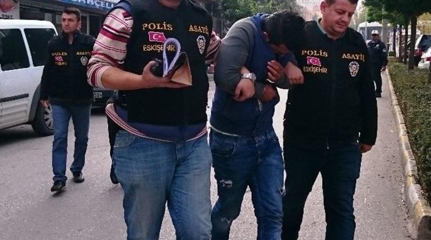 Telefon Dolandırıcılarına Su&ccedil;&uuml;st&uuml;