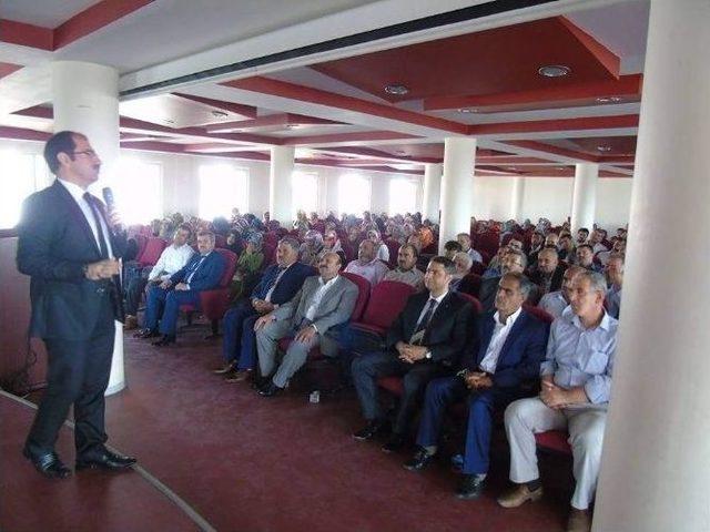 Kahta İlçesinde ’cami Ve Namazla Arınma’ Konulu Konferans