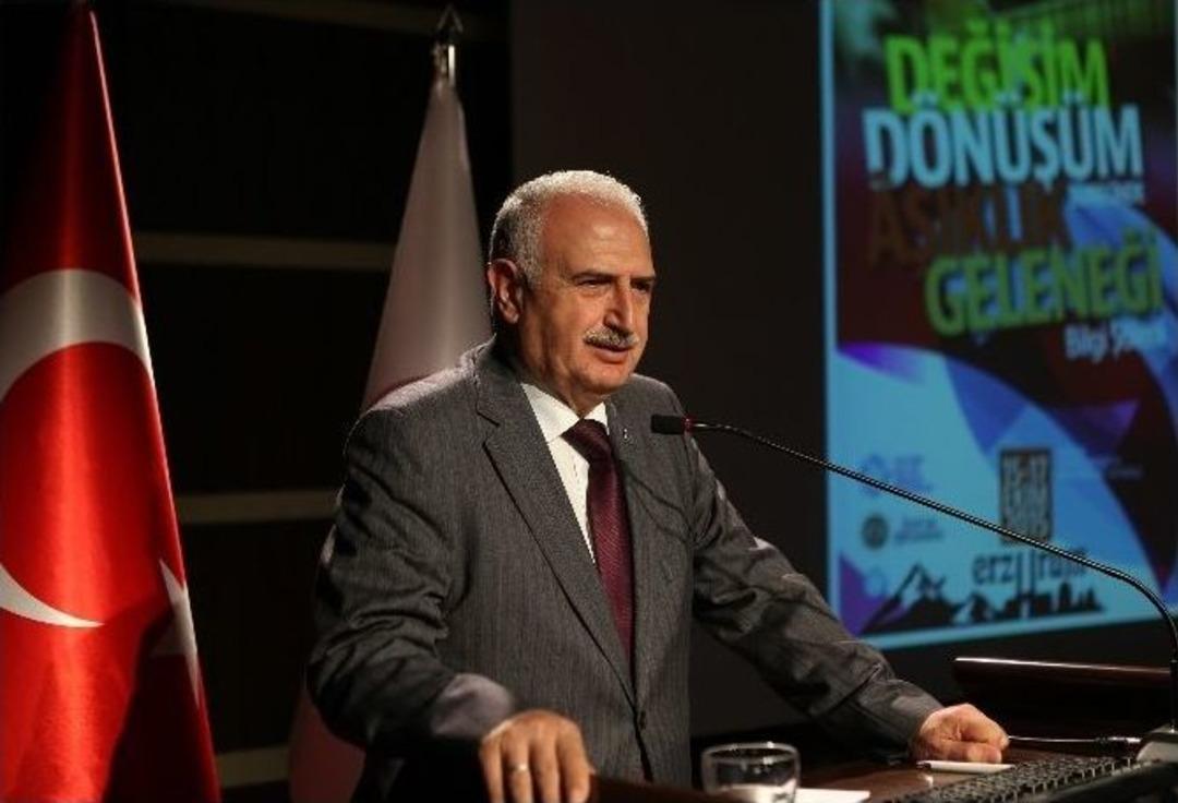 Atat&uuml;rk &Uuml;niversitesi&rsquo;nde Değişim Ve D&ouml;n&uuml;ş&uuml;m S&uuml;recinde &Acirc;şıklık Geleneği Bilgi Ş&ouml;leni