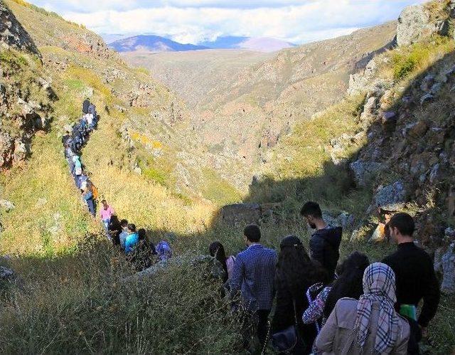 ‘tarihin Laboratuvarı Ardahan’da Tarihi Ders