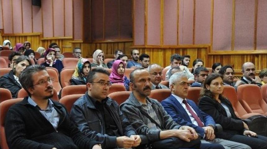 Prof. Dr. &Ouml;ğ&uuml;n, Bilim, Tarih Ve Felsefe Yaklaşımıyla &ldquo;politik K&uuml;lt&uuml;r&rdquo;&uuml; Anlattı