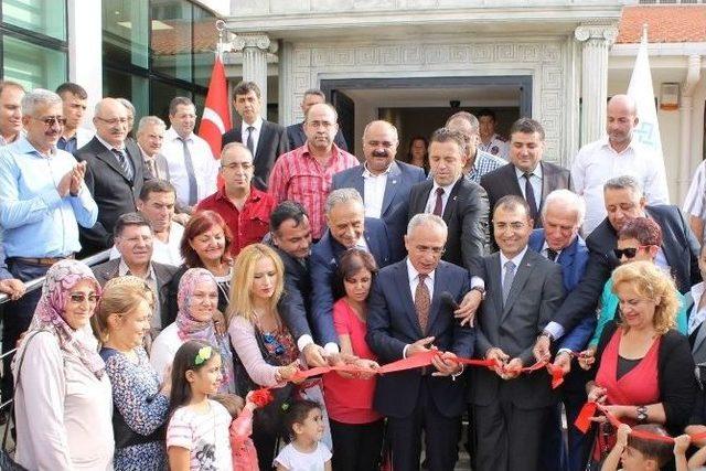 Bakan Topçu Terörle Mücadelede Kararlılık Mesajları Verdi