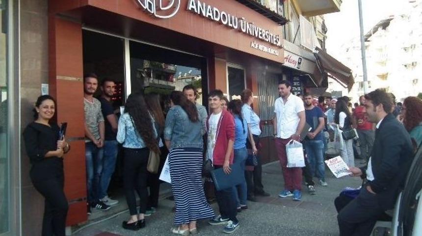 A&ouml;f Kayıt Yenileme İşlemleri S&uuml;r&uuml;yor