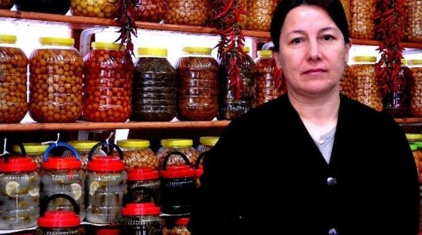 Kış Aylarının Vazge&ccedil;ilmez Yiyeceği Turşu