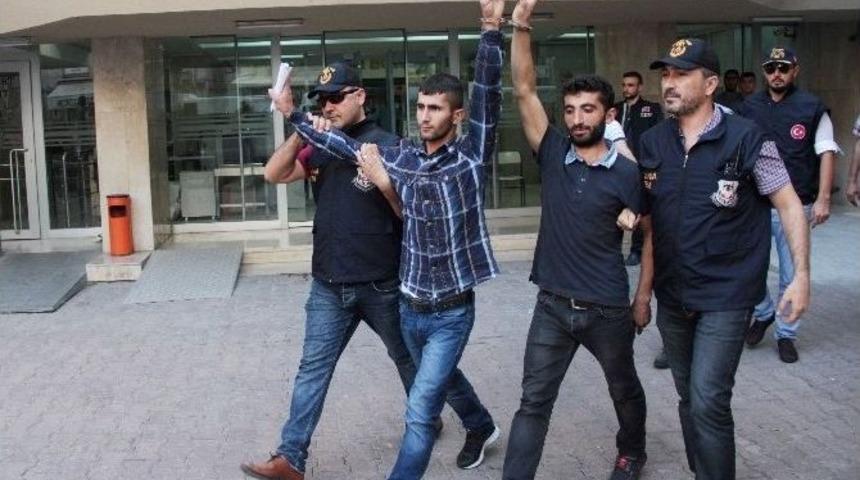Sansasyonel Eylem Planı Yapan 4 Kişi Yakalandı