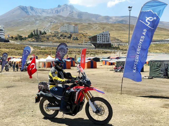 Erciyes Motosiklet Festivali, kamp ateşinin yanmasıyla başladı