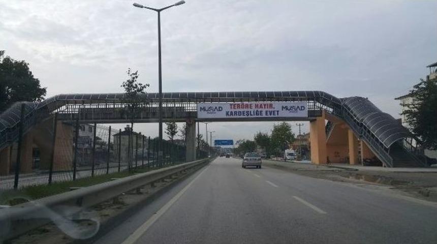 M&uuml;siad&rsquo;dan &ldquo;ter&ouml;re Hayır Kardeşliğe Evet&rdquo; Afişi