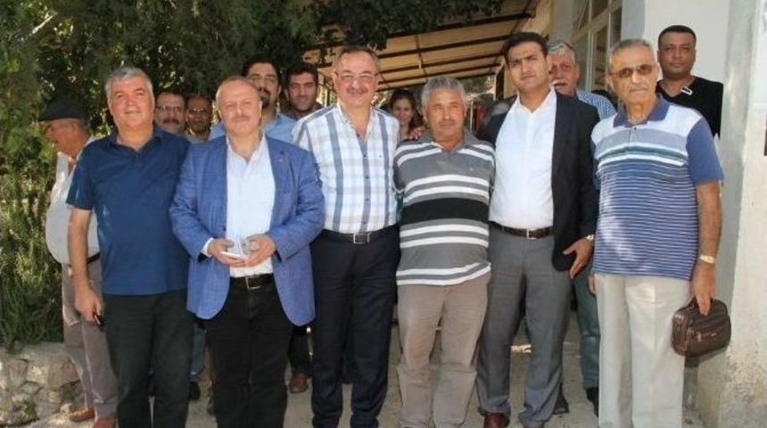 Ak Parti&rsquo;li Hasan &Ouml;zyer, Milas&rsquo;ta Halkla Buluştu