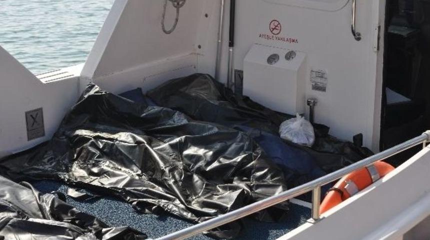 &Ccedil;anakkale&rsquo;de M&uuml;lteci Botu Battı: 12 &Ouml;l&uuml;