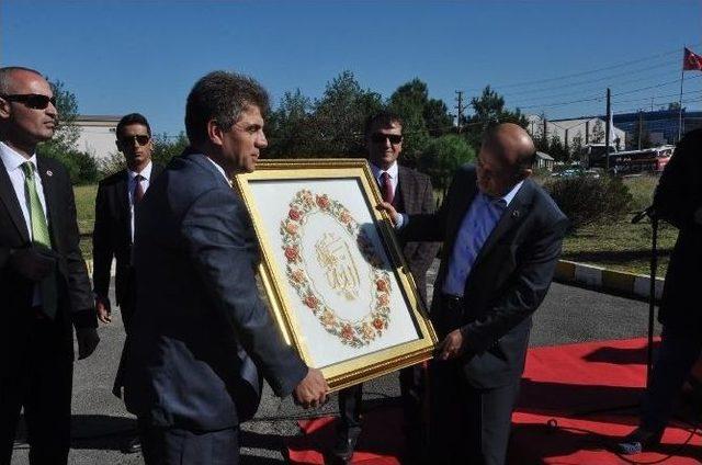 Bakan Işık Trabzon’da