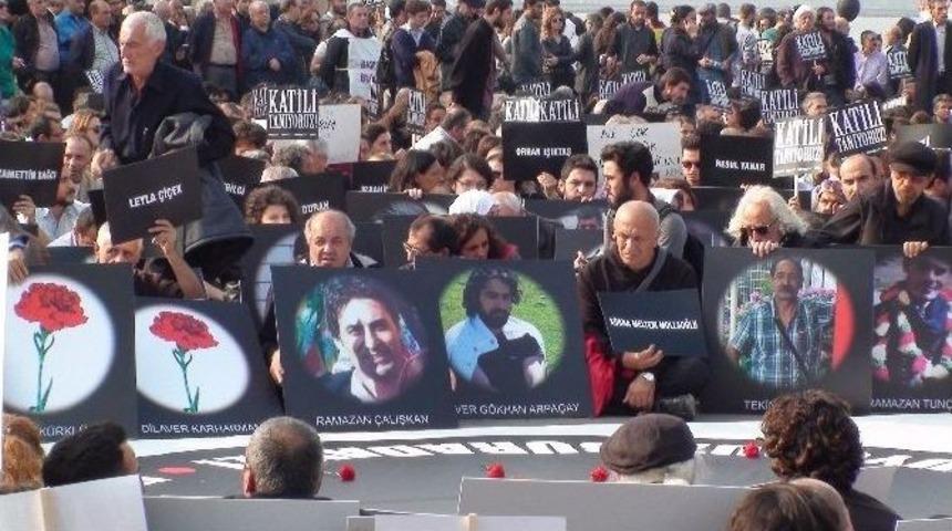 Ankara&rsquo;da Hayatını Kaybedenler İ&ccedil;in Balon U&ccedil;urdular