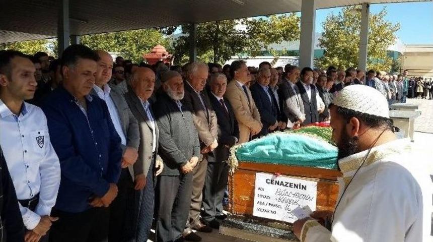 Vefat Eden Tarsim B&ouml;lge M&uuml;d&uuml;r&uuml; Kadak Toprağa Verildi