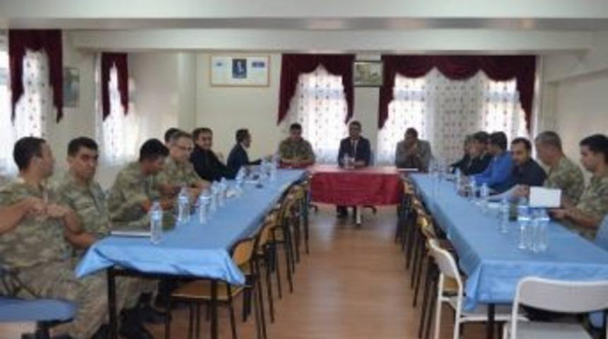 G&uuml;r&uuml;n&rsquo;de Se&ccedil;im G&uuml;venlik Tedbirleri Toplantısı Yapıldı