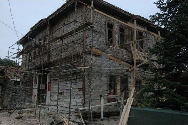 Tarihi Görünümlü Restorasyon Çalışmaları