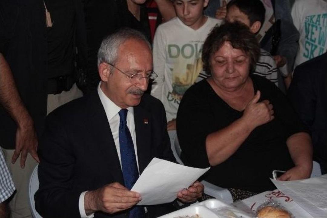 Şehit Annesinden Kılı&ccedil;daroğlu&rsquo;na &lsquo;barış İ&ccedil;in Birleşin&rsquo; Şiiri