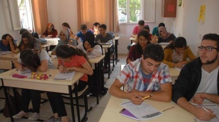 Fethiye’de Ücretsiz Üniversite Hazırlık Kursu Başladı