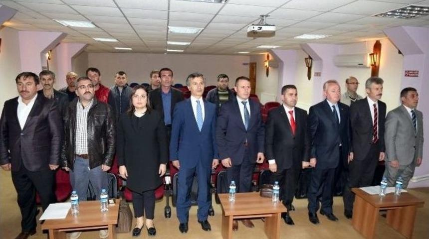 &lsquo;aynı &Ccedil;ınarın Dalıyız Aynı Bayrağın Alıyız&rsquo;