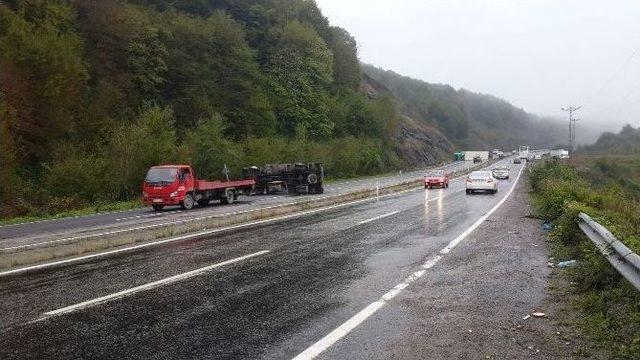 Zonguldak’ta Trafik Kazası: 2 Yaralı