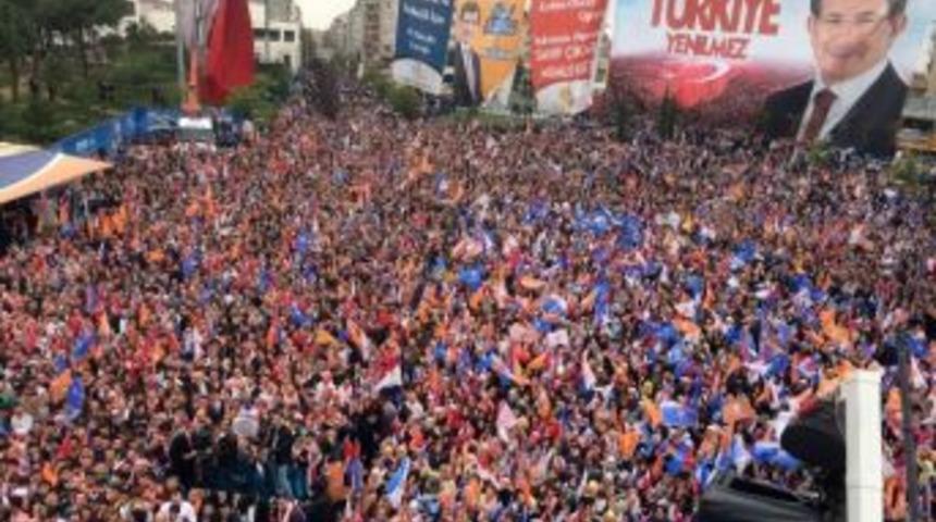 Başbakan Ahmet Davutoğlu&rsquo;nun Gebze Mitingi (2)