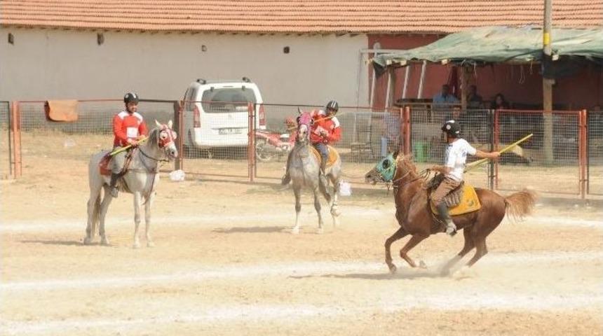 Atlı Cirit T&uuml;rkiye Şampiyonası Ma&ccedil;larının Uşak M&uuml;sabakası Sona Erdi