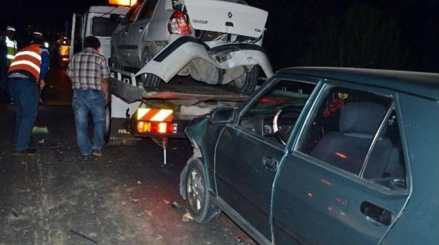 Manisa&rsquo;da Kaza: 5 Yaralı