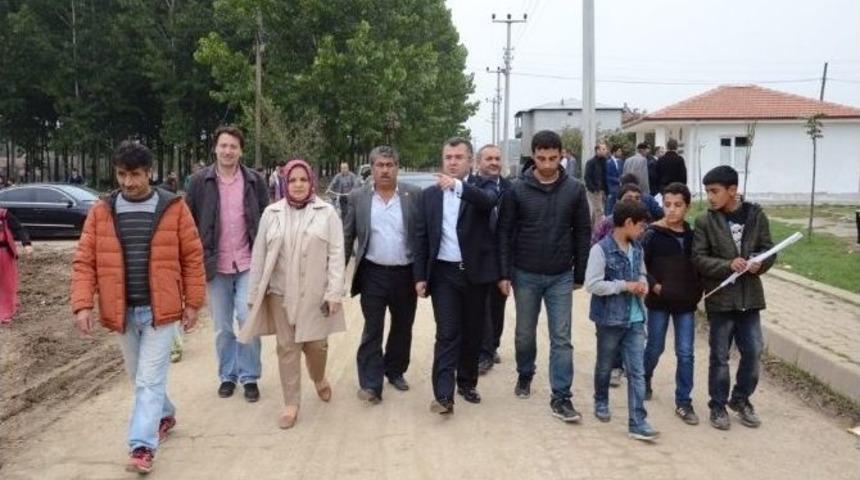 Ak Partililer Ağa Ve &Ccedil;ay Mahallelerini Karış Karış Gezdiler