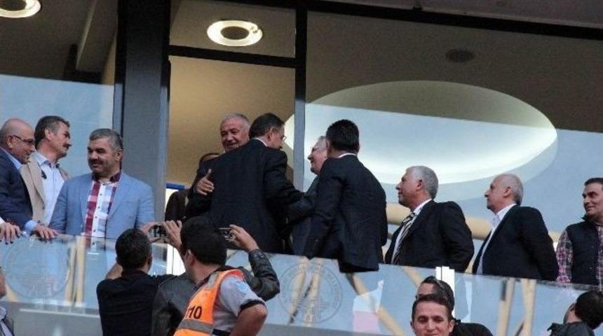 &Ouml;zhaseki, Recep Mamur Ve Aziz Yıldırım&rsquo;ın Samimi Sohbeti