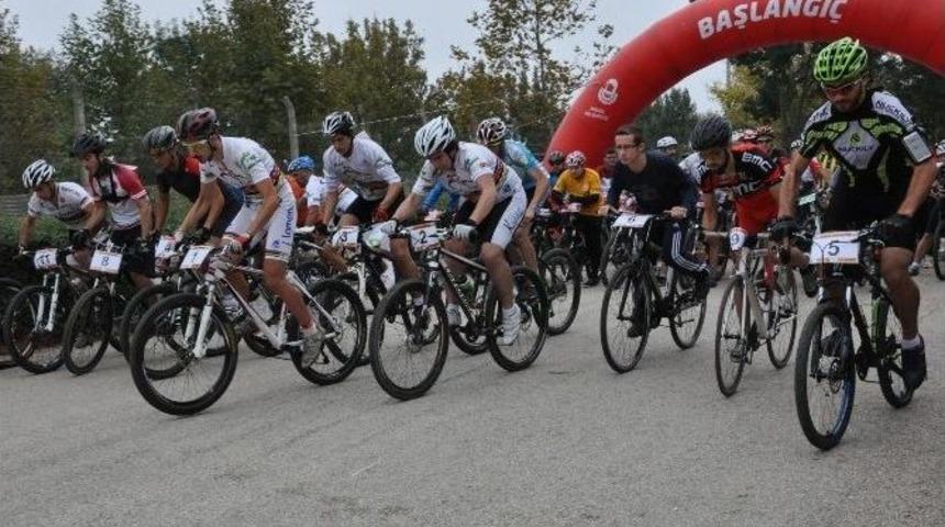 İneg&ouml;ll&uuml;ler Pedal &Ccedil;evirdi