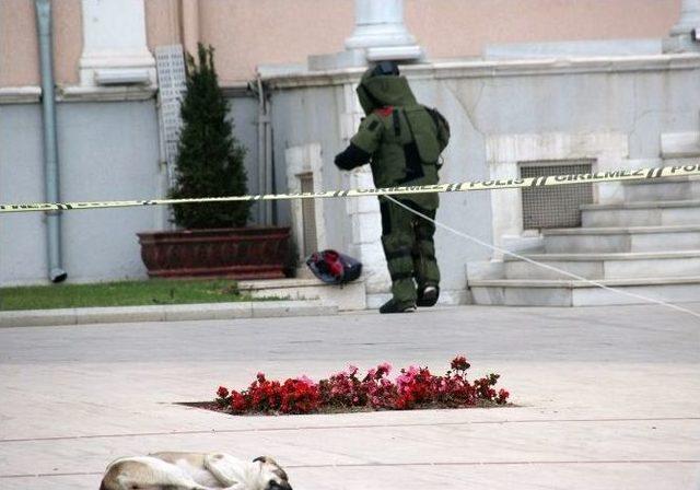 Tekirdağ Valiliği Önünde Şüpheli Çanta Paniği