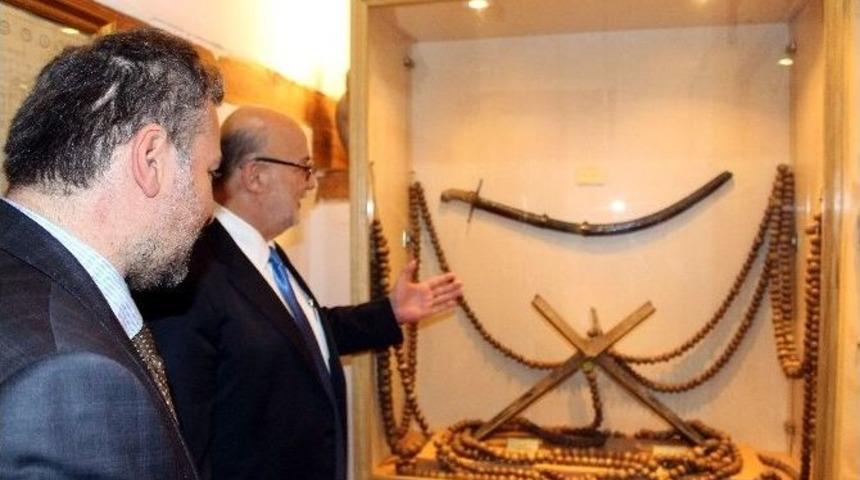 Ahmet Yelis, Şeyh Şaban-ı Veli T&uuml;rbesini Ziyaret Etti