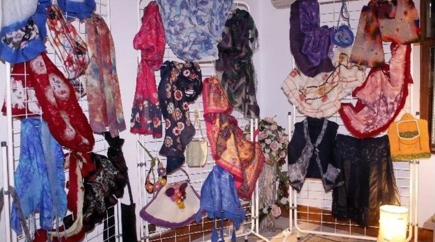 Efes Kent Belleği&rsquo;nde Ke&ccedil;e Sergisi