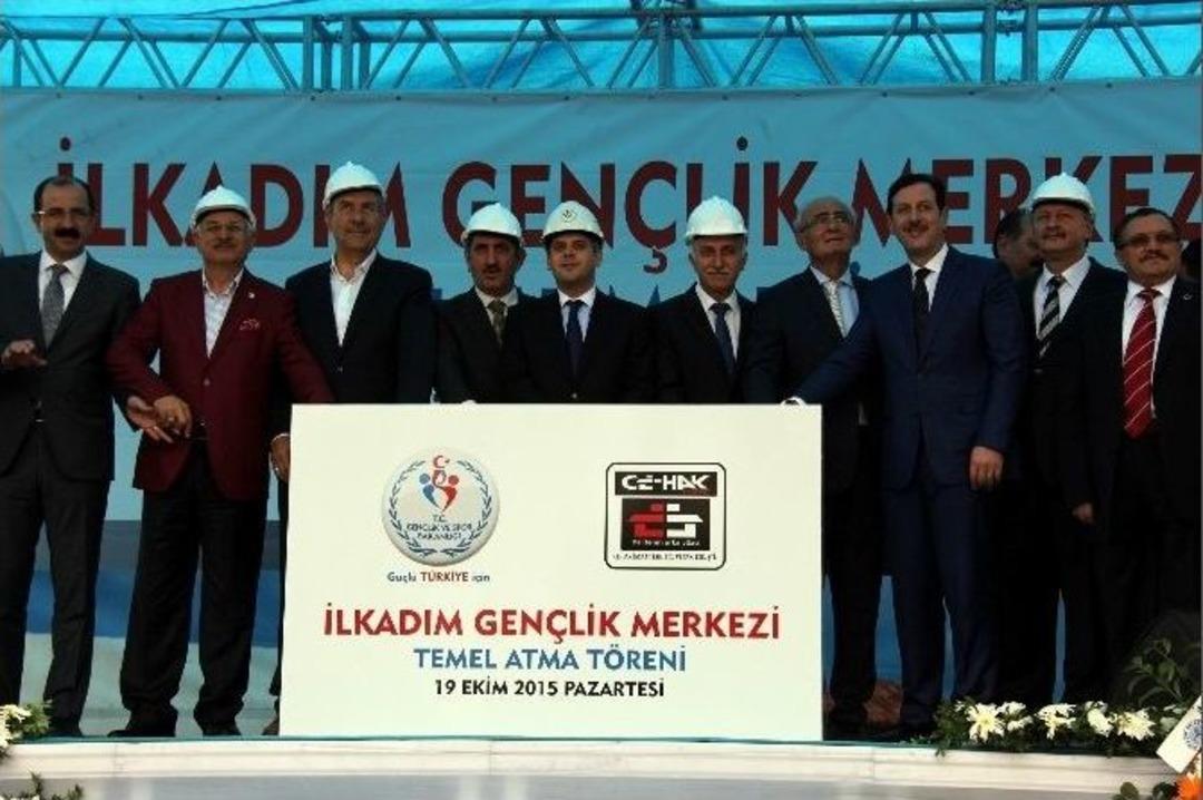 T&uuml;rkiye&rsquo;nin En B&uuml;y&uuml;k Gen&ccedil;lik Merkezinin Temeli Atıldı