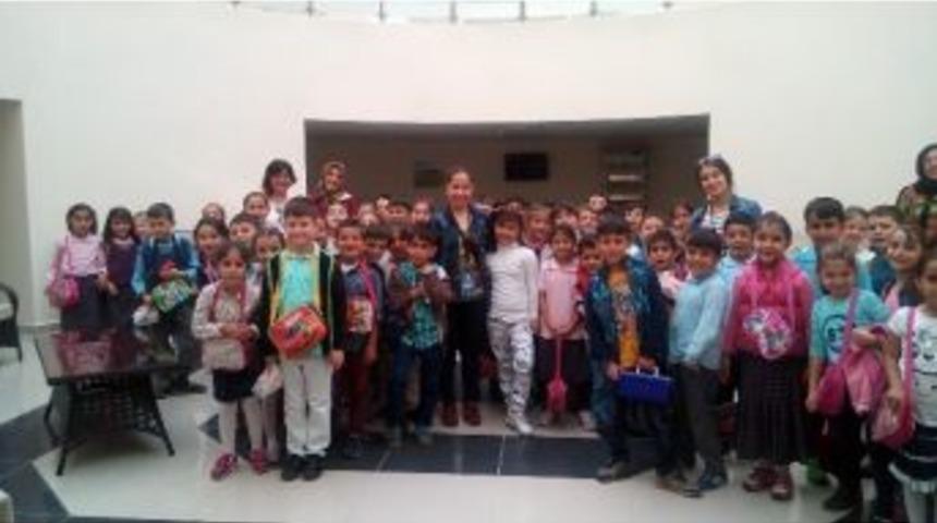 &Ouml;ğrencilerden Madagaskar&rsquo;a Yolculuk