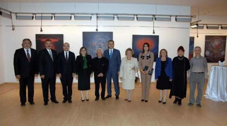 Ressam Mustafa Altıntaş Sergi A&ccedil;tı