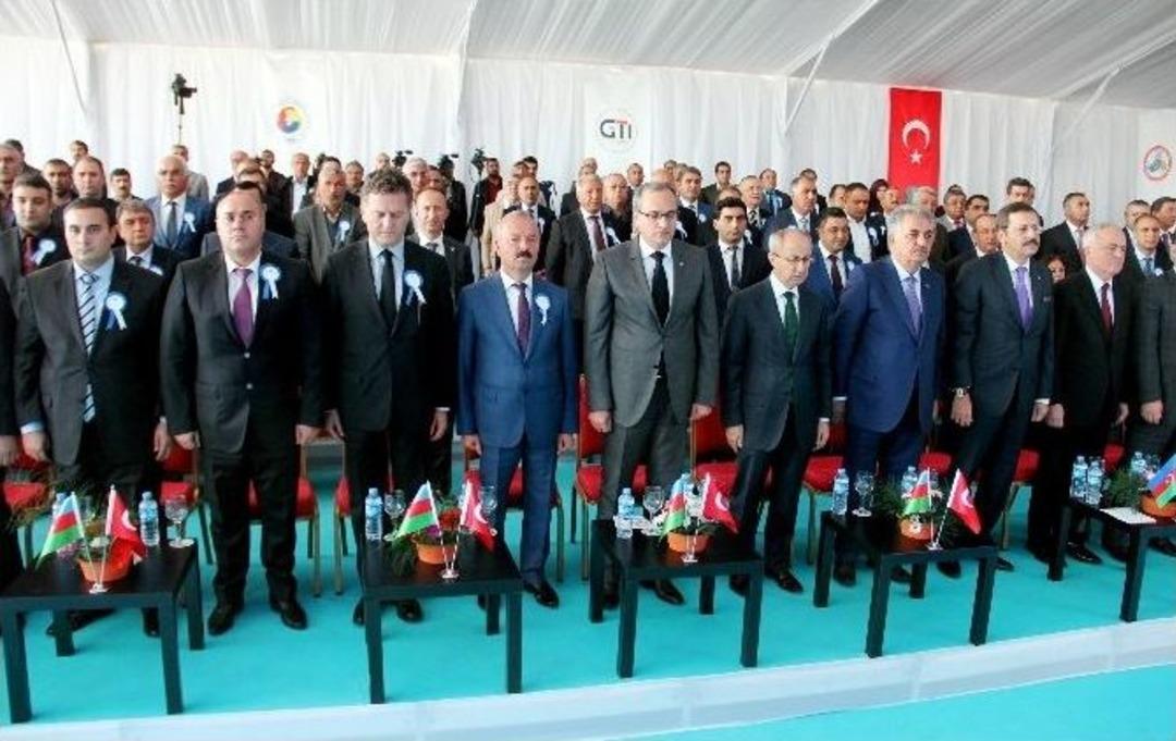 Dilucu Sınır Kapısı T&ouml;renle Hizmete A&ccedil;ıldı