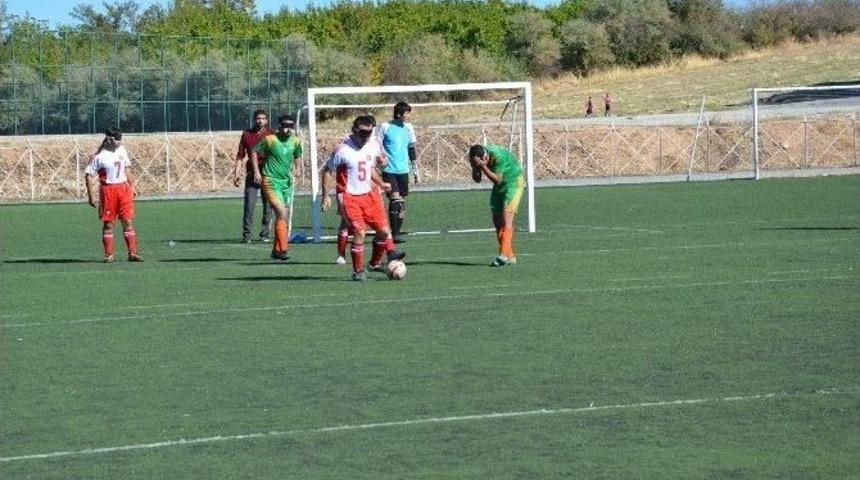 Yeşilyurtspor G&ouml;rme Engelliler Takımı Berabere Kaldı