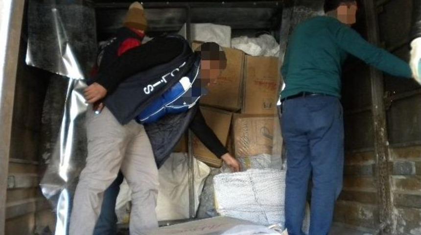 Ağrı&rsquo;da 179 Bin 300 Paket Ka&ccedil;ak Sigara Ele Ge&ccedil;irildi