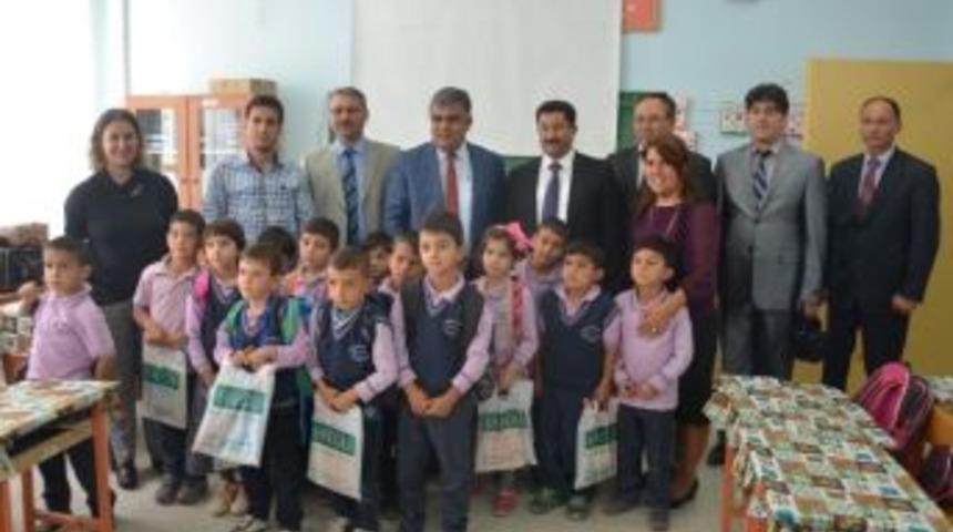 Ereğli Belediyesi&rsquo;nden Kırtasiye Yardımı