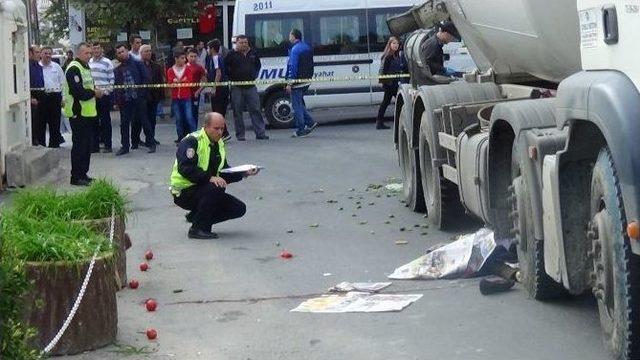 Beton Mikserinin Çarptığı Kadın Feci Şekilde Can Virdi