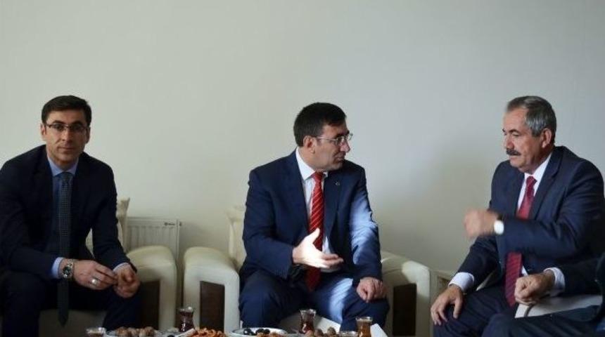 Başbakan Yardımcısı Cevdet Yılmaz Adilcevaz&rsquo;a Geldi